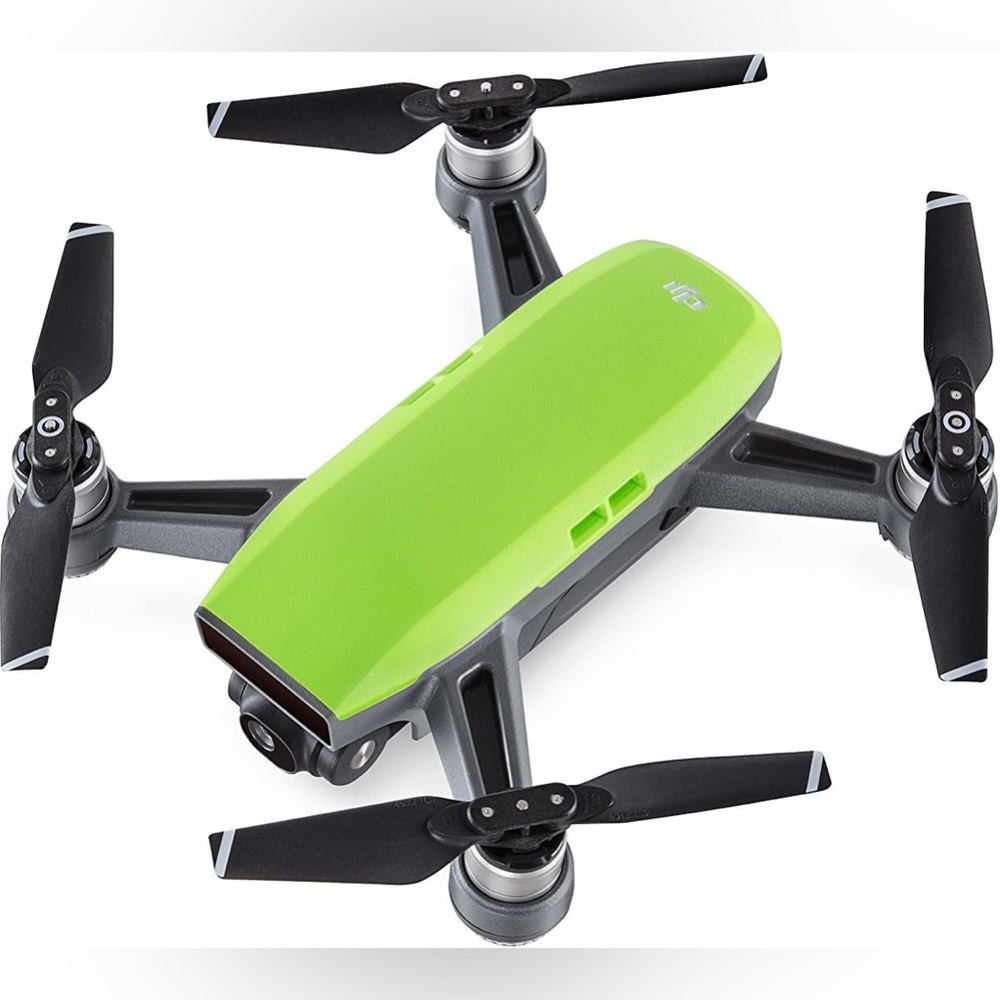DJI Spark, Fly More Combo, Meadow Green